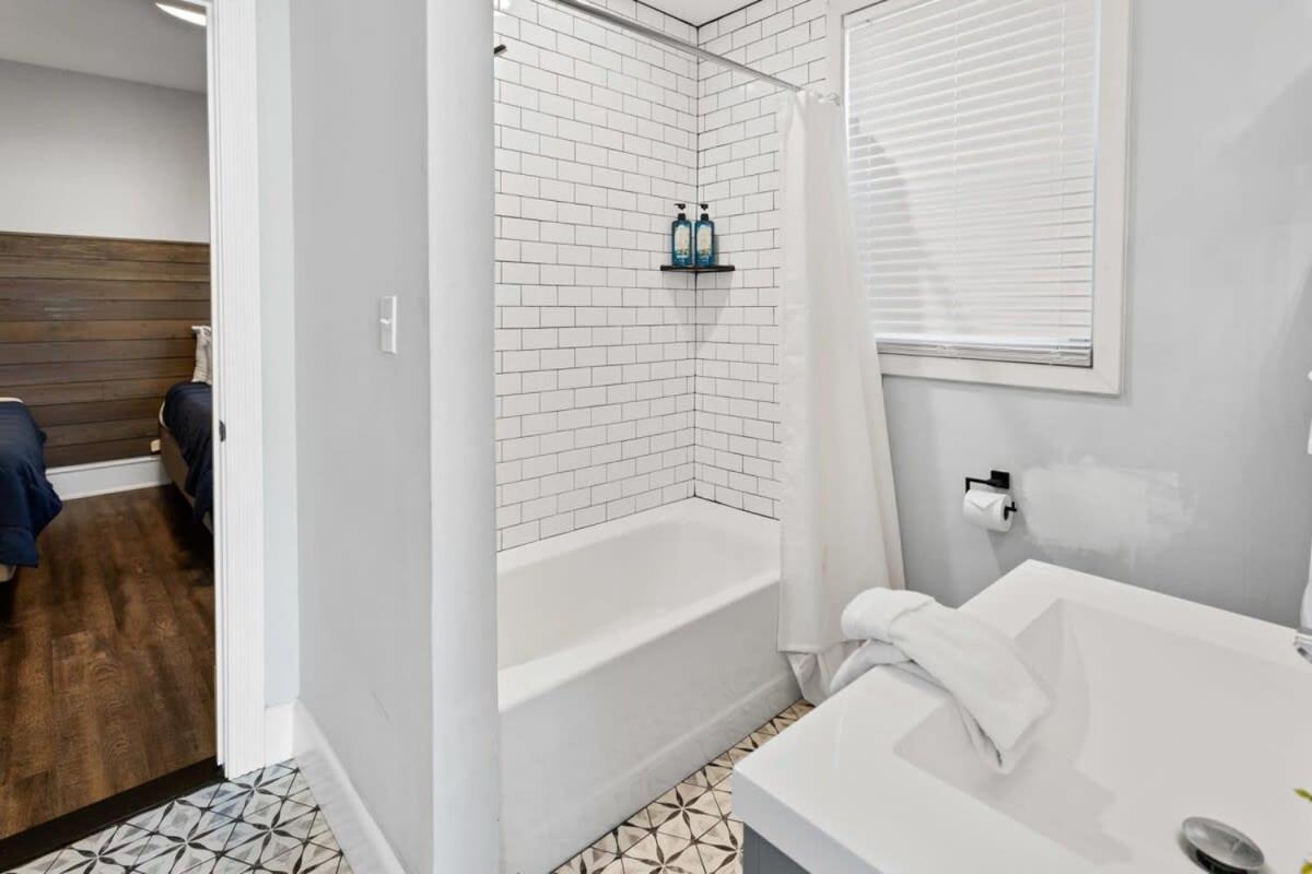 Modern 4Br 2Ba Apt Steps To The Beach Open Living 大西洋城 外观 照片