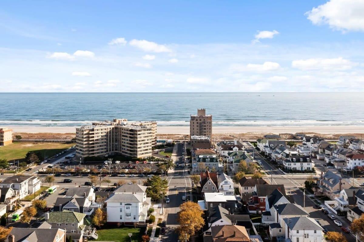 Modern 4Br 2Ba Apt Steps To The Beach Open Living 大西洋城 外观 照片